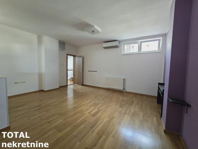 5 Petosoban stan NOVI SAD, 198500€