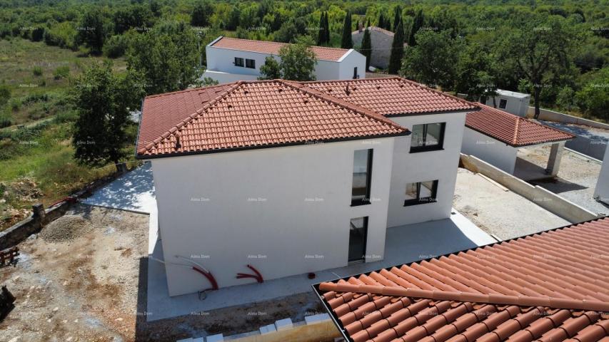 House Attractive, high-quality, modern villa with a pool. St. Lovreč, around Poreč!