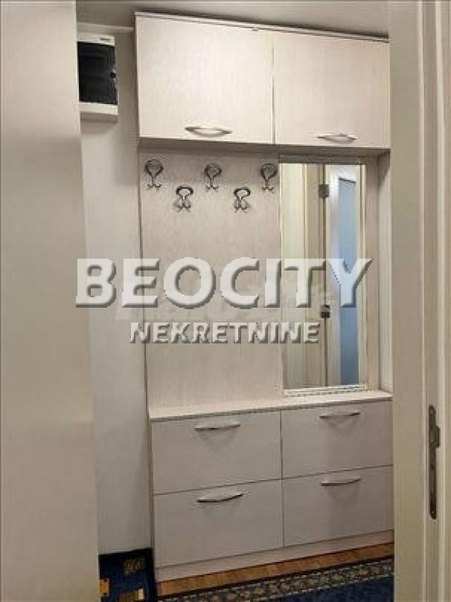 Novi Beograd, Blok 67, (Belvil)-Jurija Gagarina, 2. 0, 48m2, 750EUR SA GARAŽNIM MESTOM