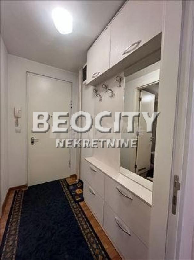 Novi Beograd, Blok 67, (Belvil)-Jurija Gagarina, 2. 0, 48m2, 750EUR SA GARAŽNIM MESTOM