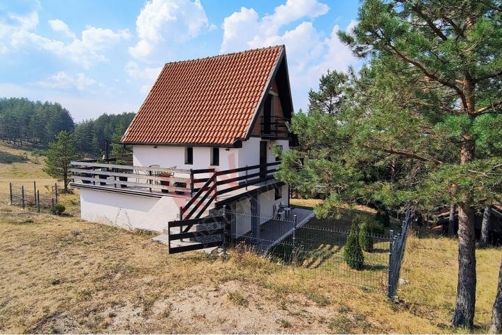 
				Kuća na Zlatiboru sa apartmanima pored Ski centra Tornik
			