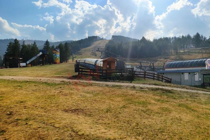 
				Kuća na Zlatiboru sa apartmanima pored Ski centra Tornik
			