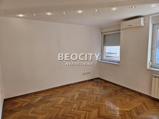 Novi Sad, Centar, Pavla Papa, 3. 0, 120m2, 1000EUR