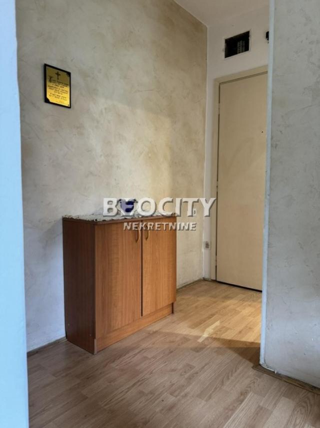 Novi Sad, Satelit, Antona Urbana, 1. 0, 33m2, 330EUR