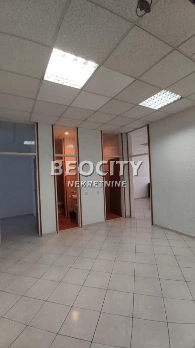 Novi Beograd, Blok 28, Bulevar Arsenija Čarnojevića, 4. 0, 80m2, 900EUR