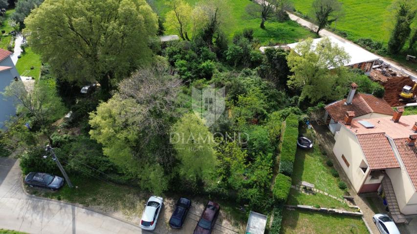 Labin, surroundings, building land