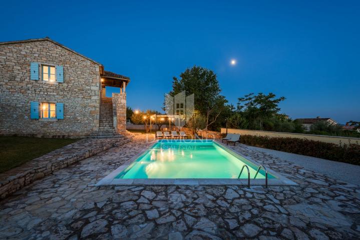 Poreč, surroundings, autochthonous Istrian stone house in a quiet place