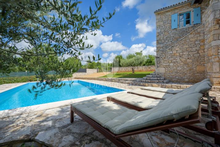 Poreč, surroundings, autochthonous Istrian stone house in a quiet place