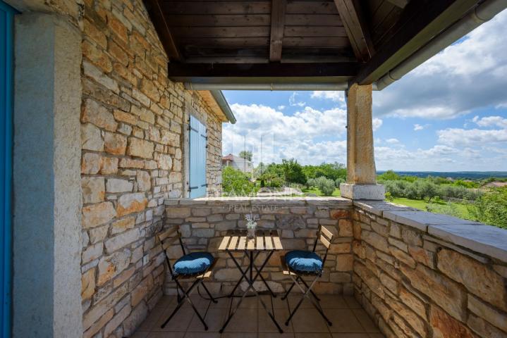 Poreč, surroundings, autochthonous Istrian stone house in a quiet place