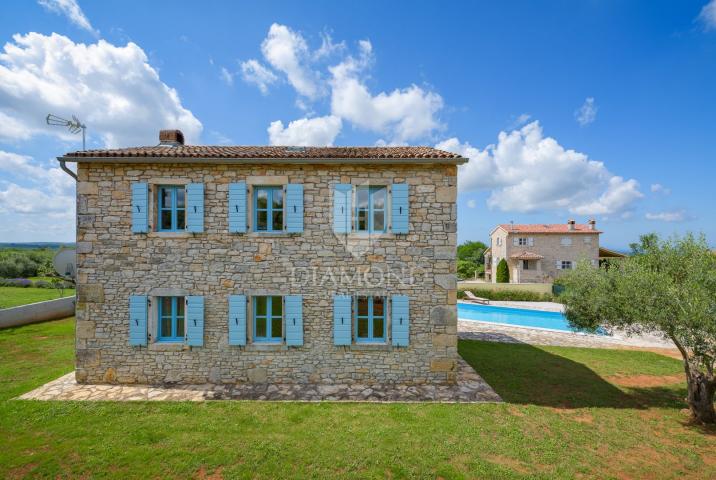 Poreč, Umgebung, autochthones istrisches Steinhaus in ruhiger Lage