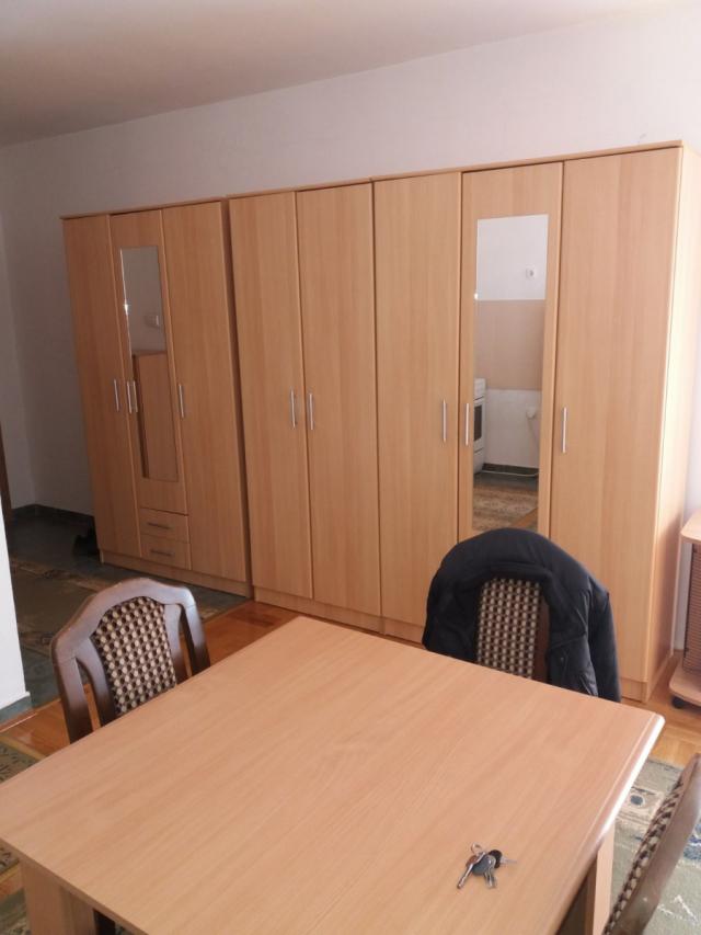 NOVI SAD - BULEVAR EVROPE - 32. 00 m2