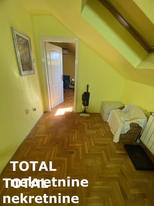 4 Četvorosoban stan NOVI SAD, 139050€