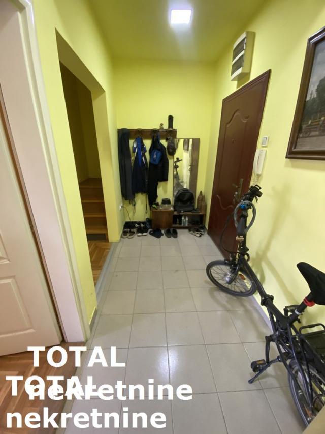 4 Četvorosoban stan NOVI SAD, 139050€