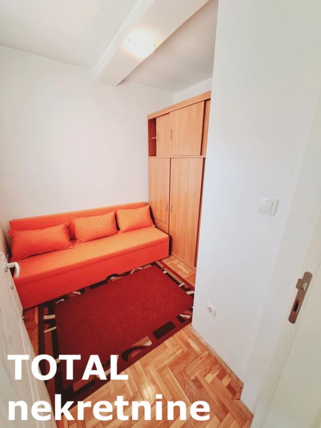 1 Jednosoban stan NOVI SAD, 74150€