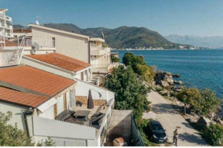 Exclusive villa on the first line of the sea, Savina, Herceg Novi. 