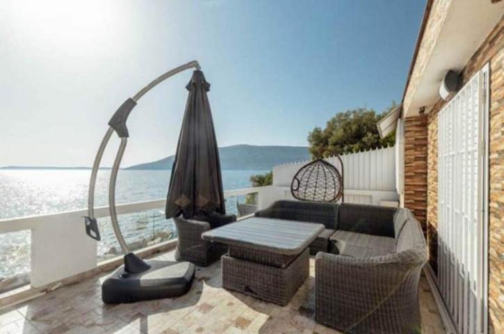 Exclusive villa on the first line of the sea, Savina, Herceg Novi. 