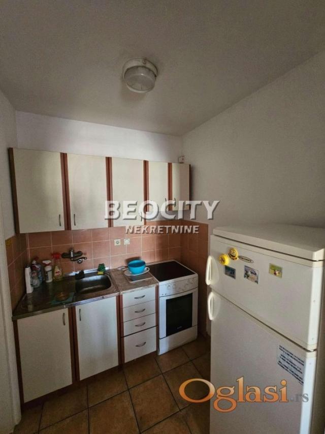 Novi Sad, Grbavica, Bulevar cara Lazara, 1. 0, 37m2, 350EUR