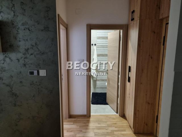 Novi Sad, Petrovaradin, Preradovićeva, 2. 0, 40m2, 500EUR