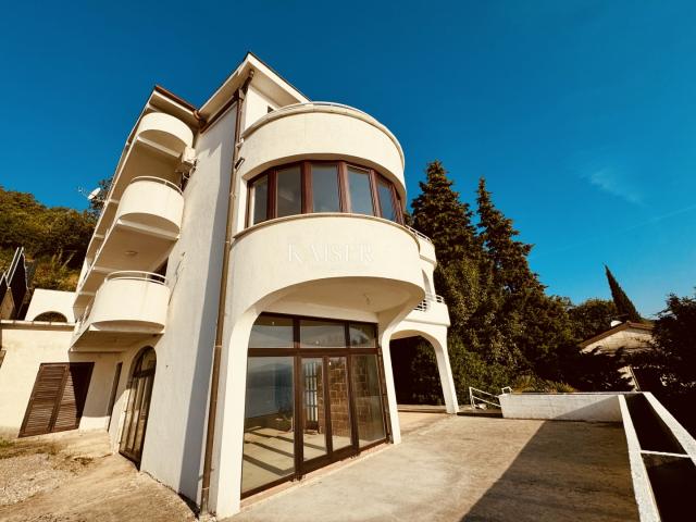 Opatija – Nezavršen stan 1S+DB se zasebnim apartmanom i fantastičnim pogledom