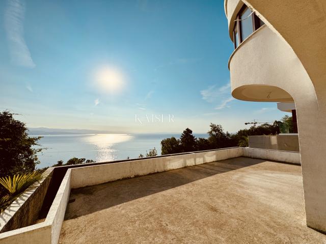 Opatija - Unfinished one-bedroom apartment with a separate studio and a fantastic view