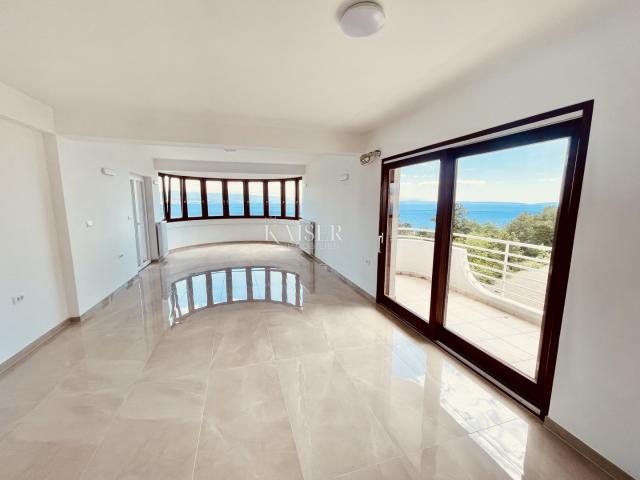 Opatija - Comfortable 2 bedroom apartment with a fantastic view