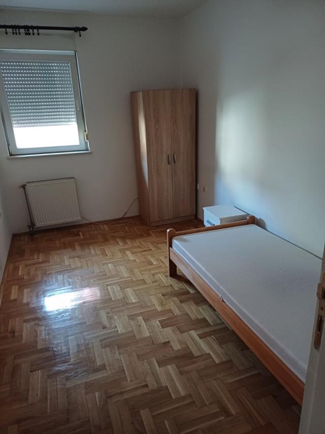 NOVI SAD - PODBARA - 42. 00 m2