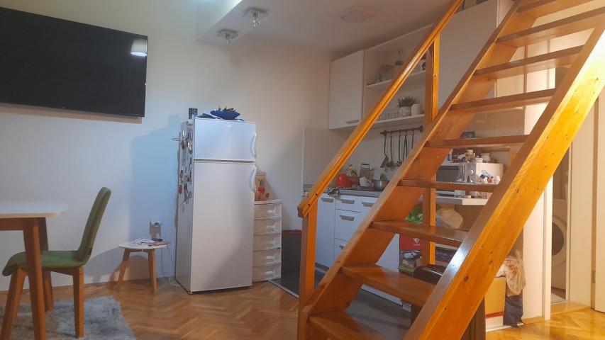 NOVI SAD - SOCIJALNO - 50. 00 m2