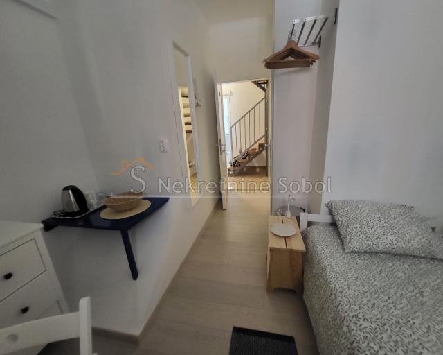 Mali Losinj - House, 87.83 m2