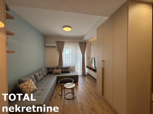 0. 5 Garsonjera NOVI SAD, 103000€