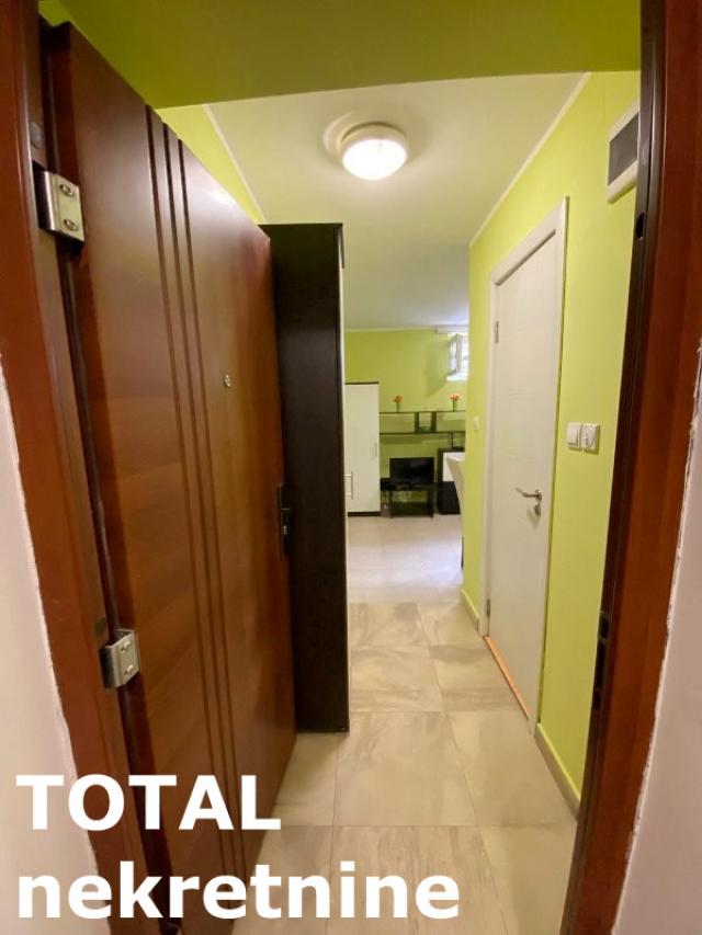 0. 5 Garsonjera NOVI SAD, 39660€