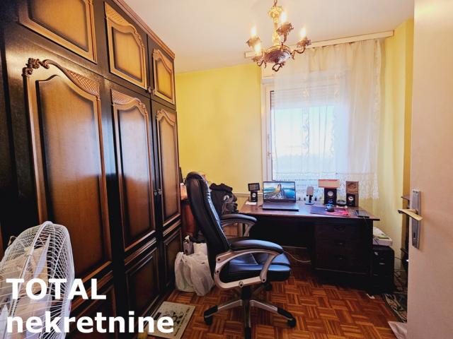 4 Četvorosoban stan NOVI SAD, 185400€