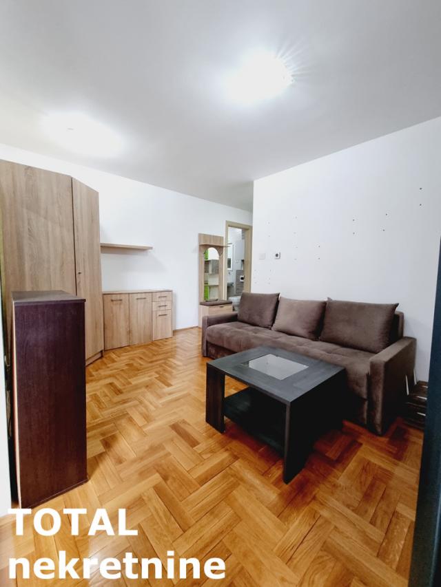 0. 5 Garsonjera NOVI SAD, 97850€