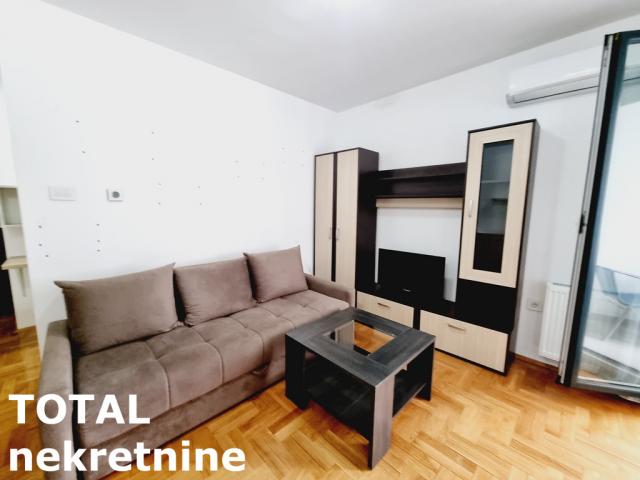 0. 5 Garsonjera NOVI SAD, 97850€