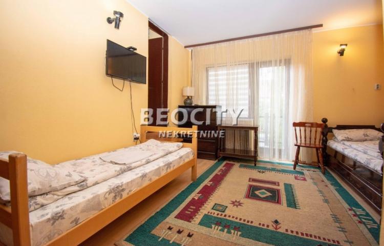 Pančevo, Nova Misa Vinogradi, Makedonska, 14. 0, 480m2, 645000EUR