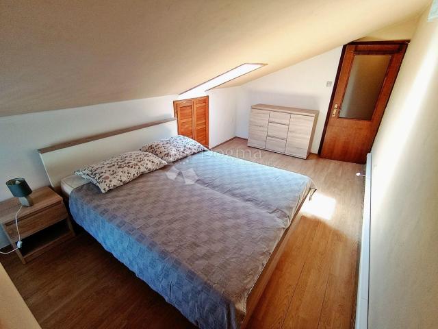 Baška jednosoban apartman nedaleko rive!