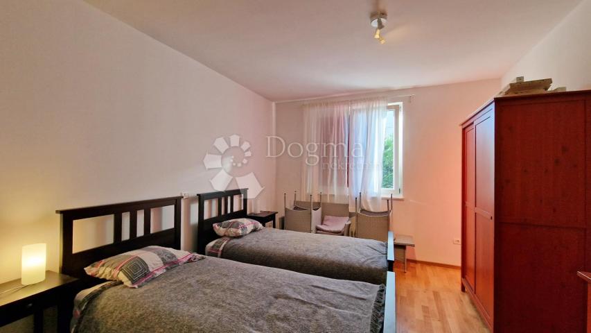 BEAUTIFUL APARTMENT WITH GARDEN, SEA AND GREEN VIEW, QUIET LOCATION!