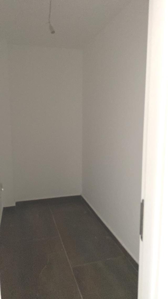 PANCEVO PANCEVO 70m2 , T , 99000e