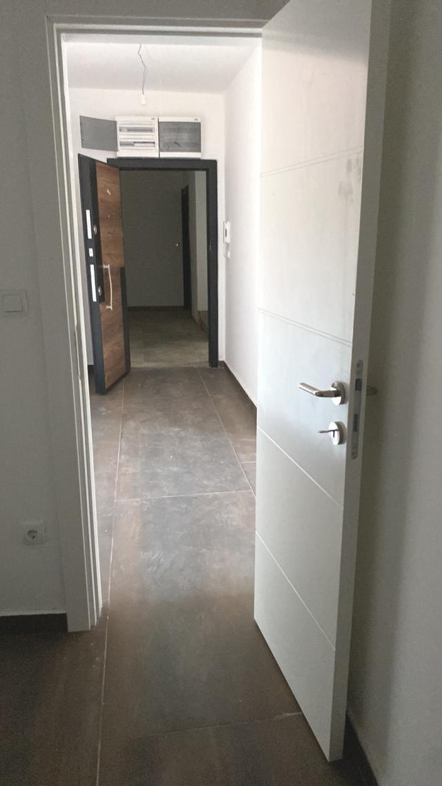 PANCEVO PANCEVO 70m2 , T , 99000e