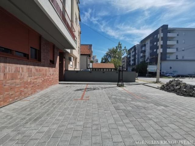 Izdavanje, Stan, 61. 00m2 , Vašarište