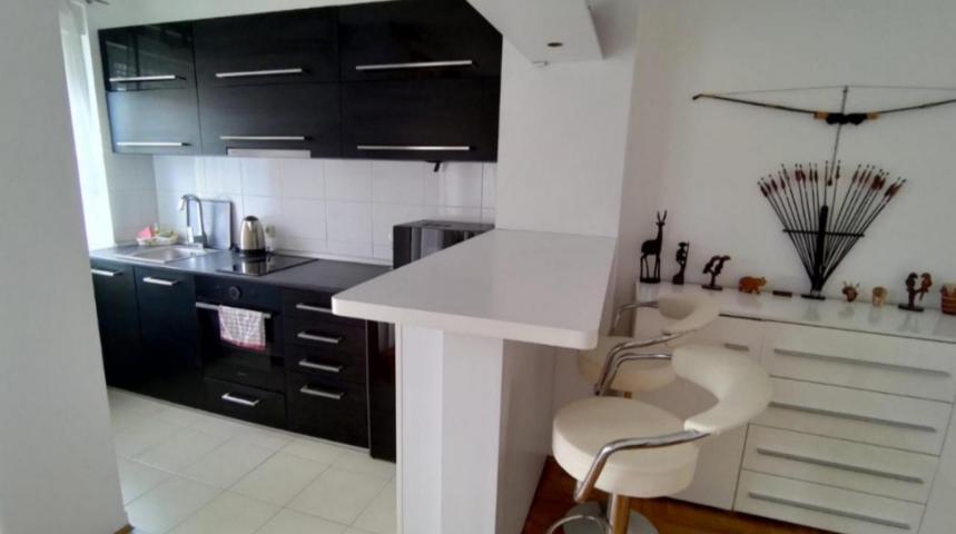 NOVI SAD - BULEVAR PATRIJARHA PAVLA - 29. 00 m2