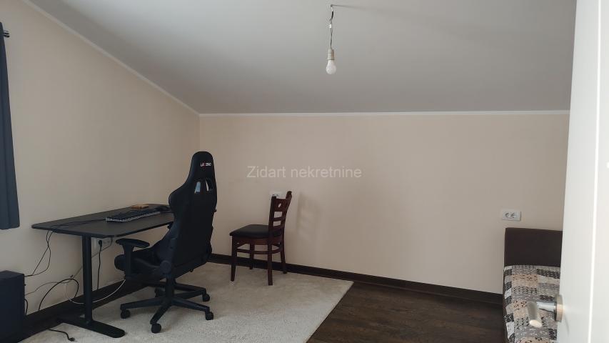 Duplex , Batajnica  bez ulaganja