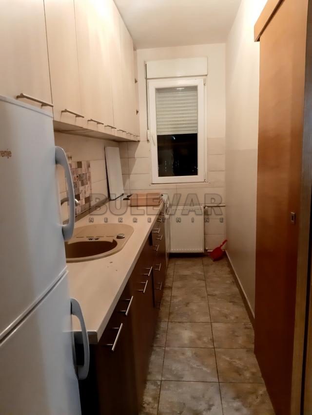 Prodaja, Stan, 60m2 , Mediana