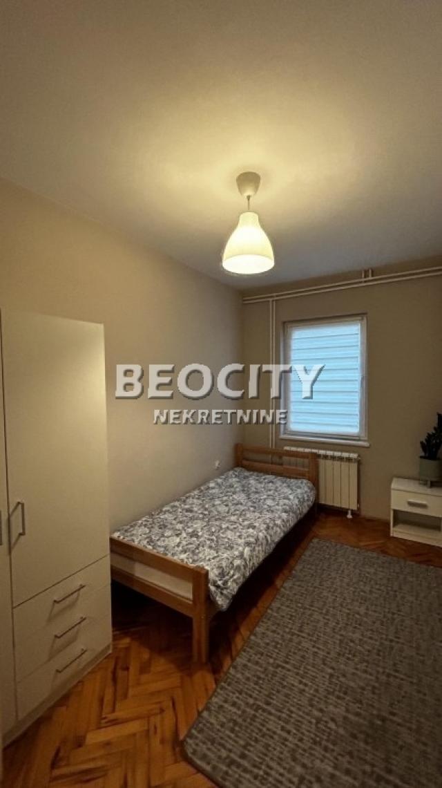 Novi Beograd, Bežanija, Vinogradska, 5. 0, 100m2, 950EUR