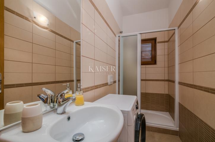 Apartment Klimno, Dobrinj, 63m2