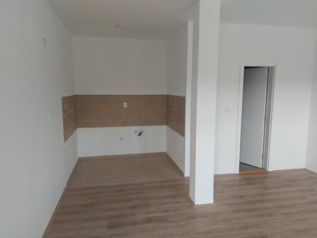 NOVI SAD - ADICE - 27. 00 m2