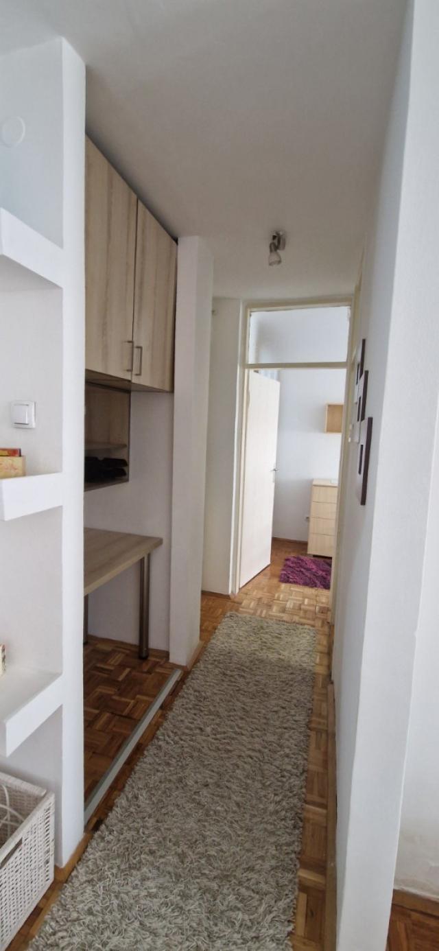 NOVI SAD - BULEVAR - 58. 00 m2