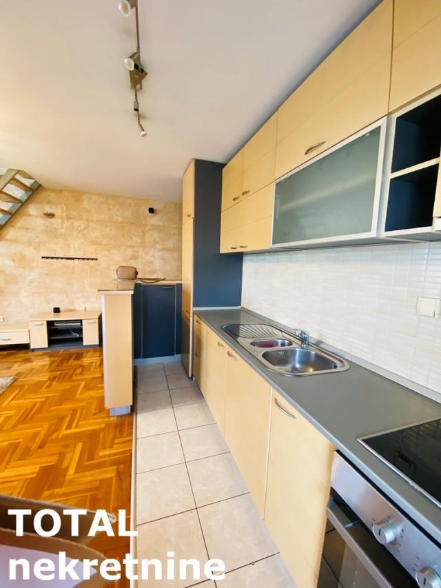 5 Petosoban stan NOVI SAD, 180250€