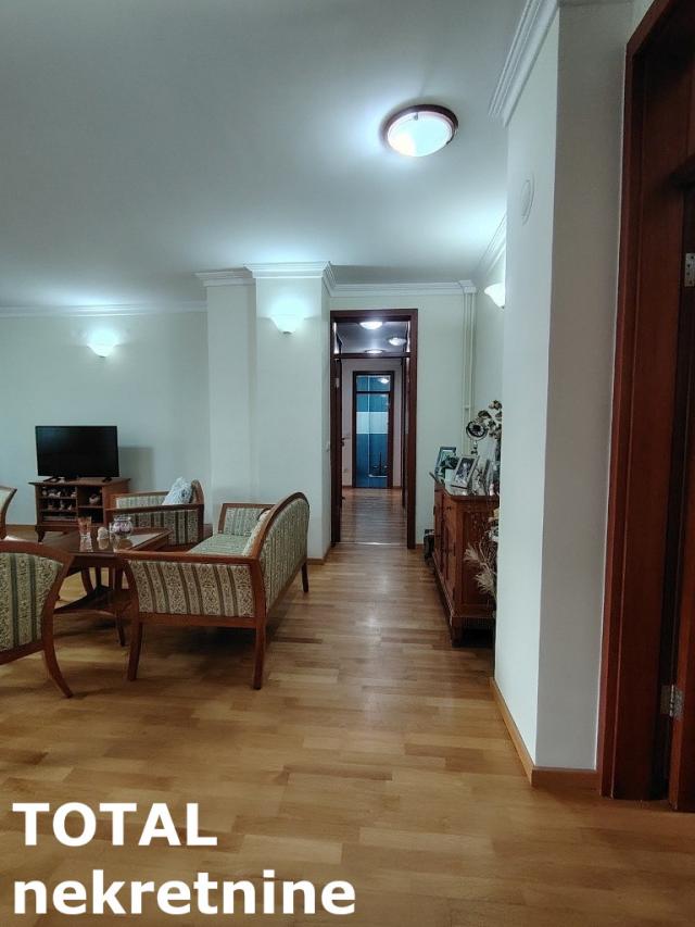 5 Petosoban stan NOVI SAD, 545900€