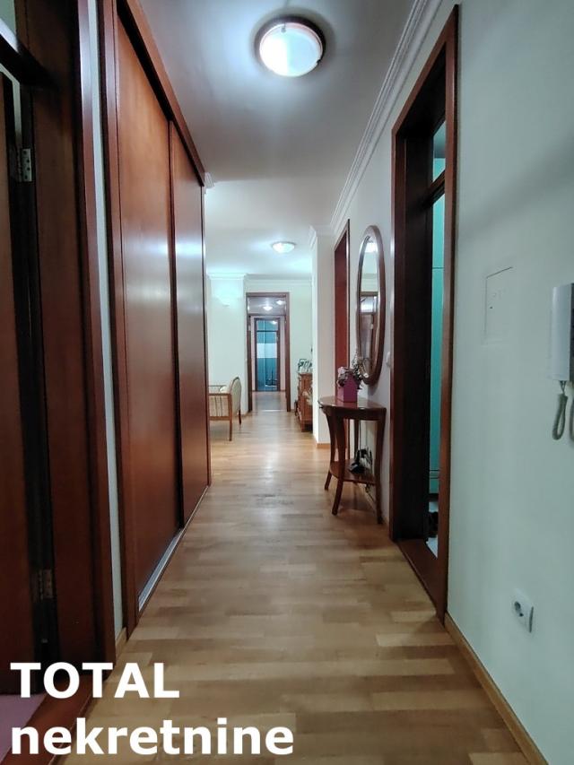 5 Petosoban stan NOVI SAD, 545900€