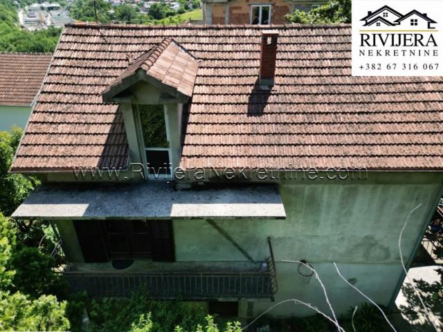 The family house near the center of Herceg Novi